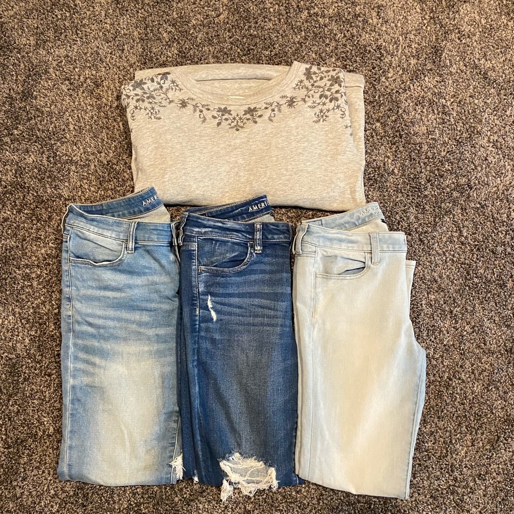 American Eagle Lot of Clothes